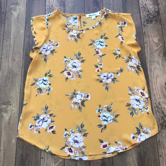 NWOT Alice Blue Blouse - Picture 2 of 6